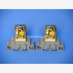 Idec RH2B-UL DC24V with base